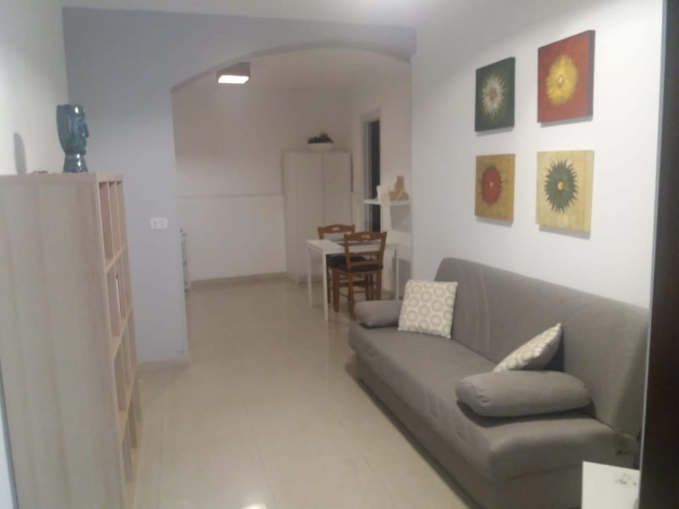 Tania's House Apartment in Catania