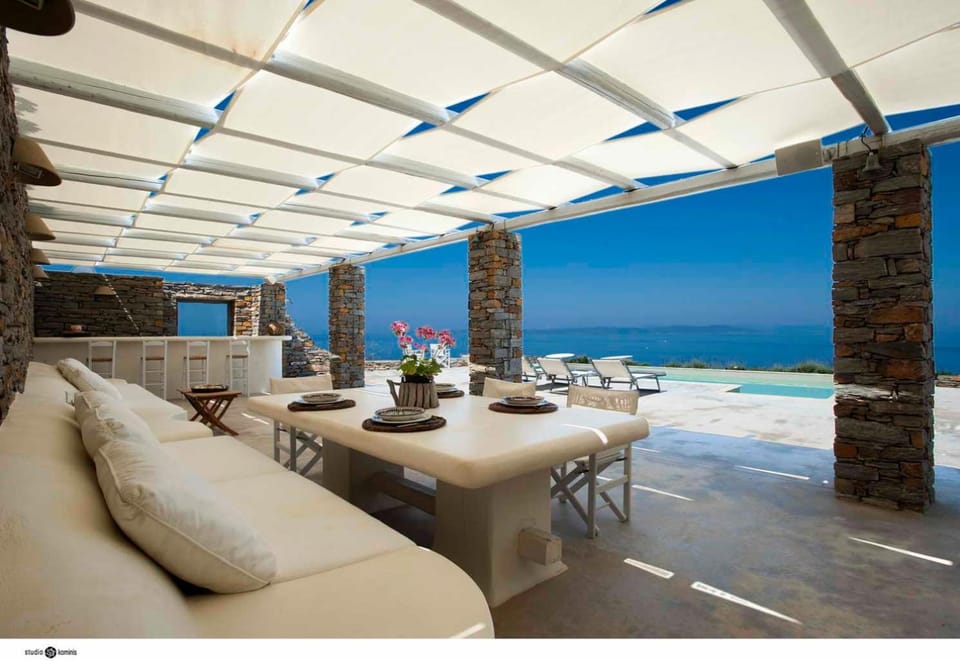 Spectacular sunset view villa at Melissaki Villa in Kea-Kythnos