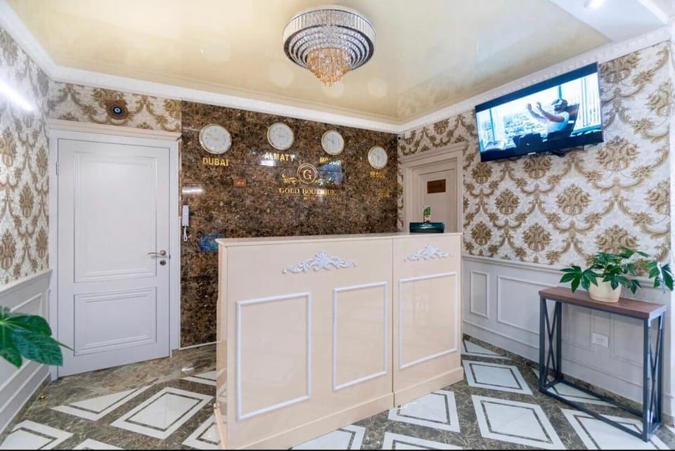 Staff, Lobby or reception