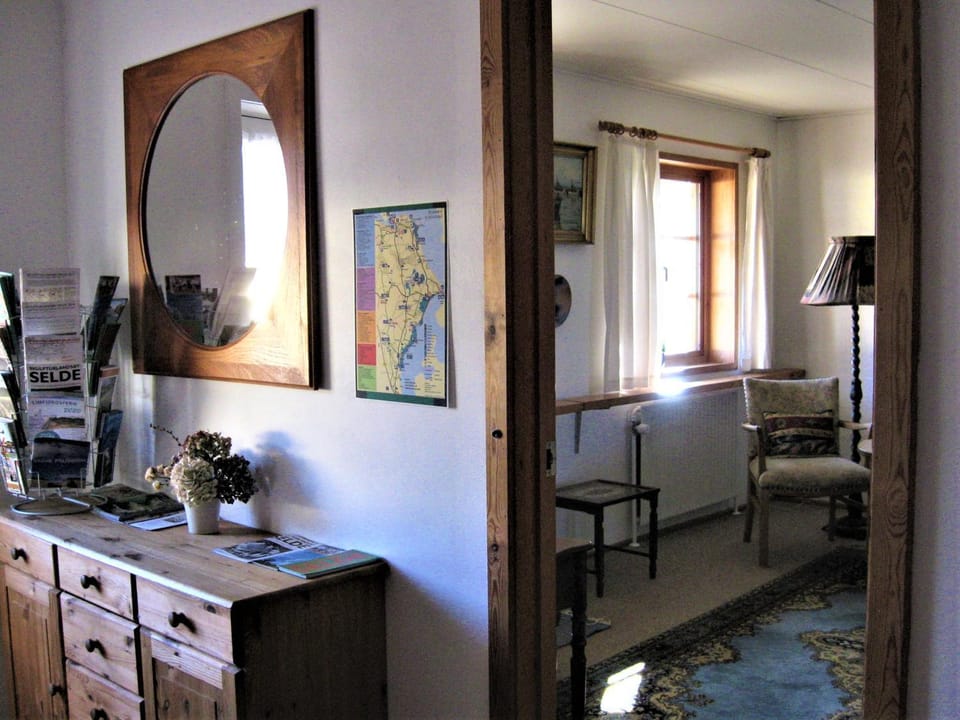 Facade/entrance, Living room