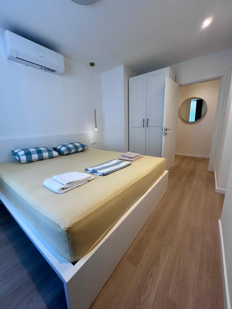 BarAnt Apartments "Parking garage on site" Apartment in Rijeka