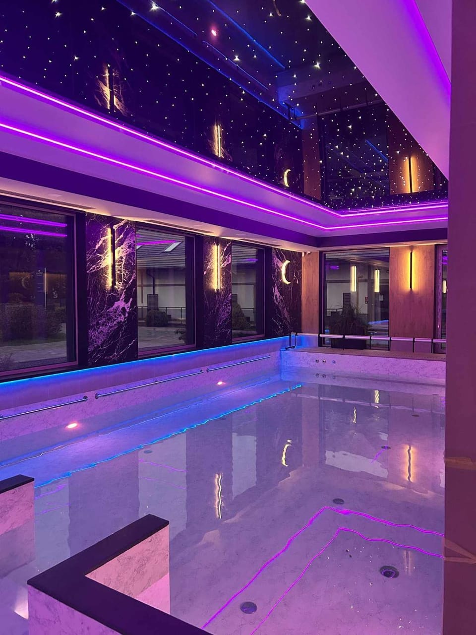 Pool view, Swimming pool