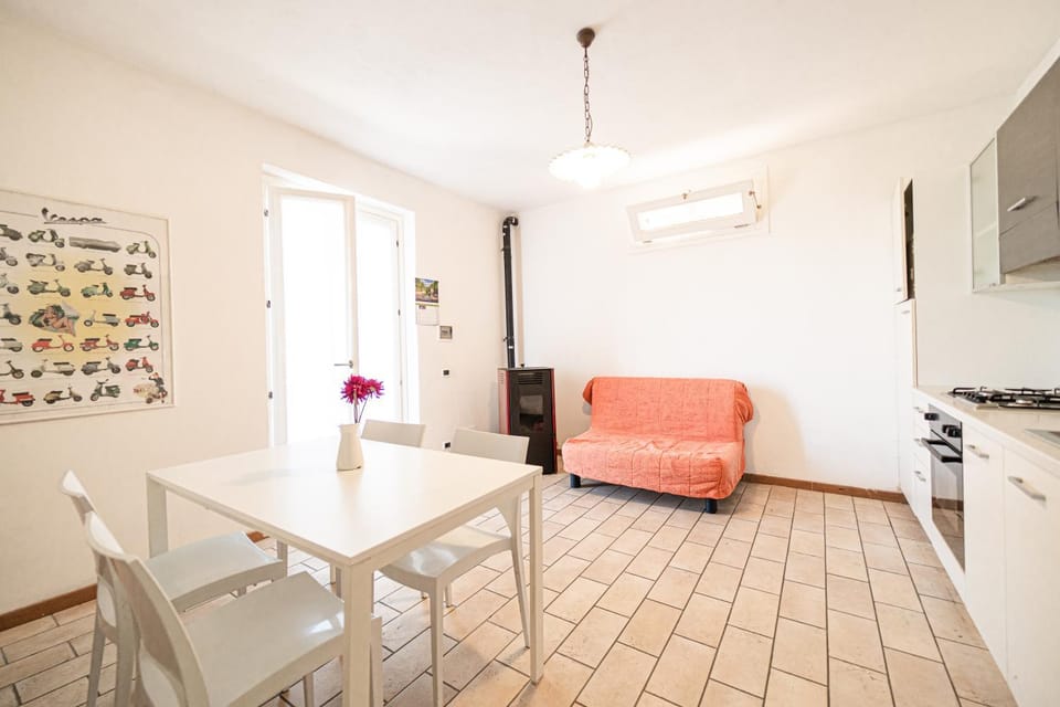 Living room, Seating area, Area and facilities