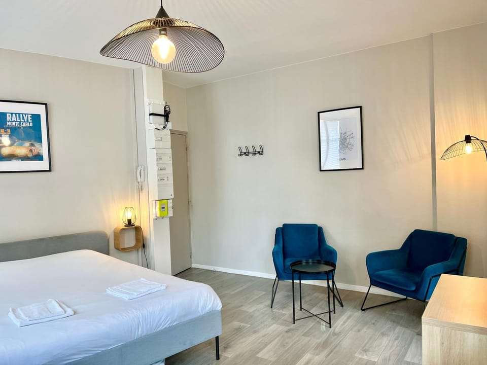 Suite Orphelins 3 1er Apartment in Reims
