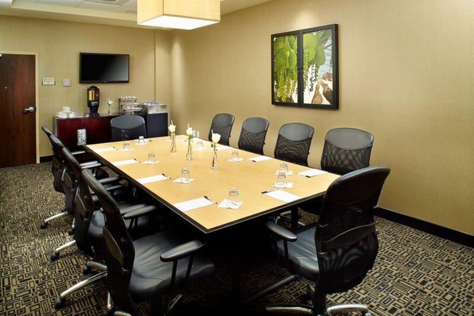 Meeting/conference room