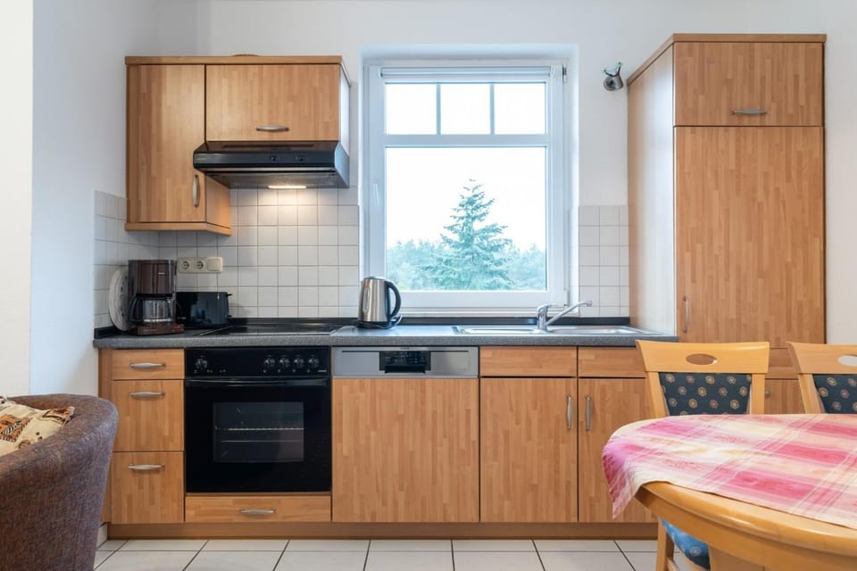 Haus Roland, Wohnung 16 Apartment in Zinnowitz