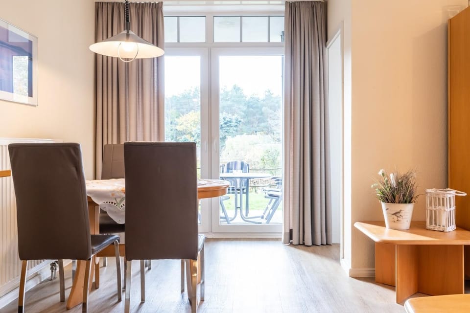 Haus Roland, Wohnung 19 Apartment in Zinnowitz