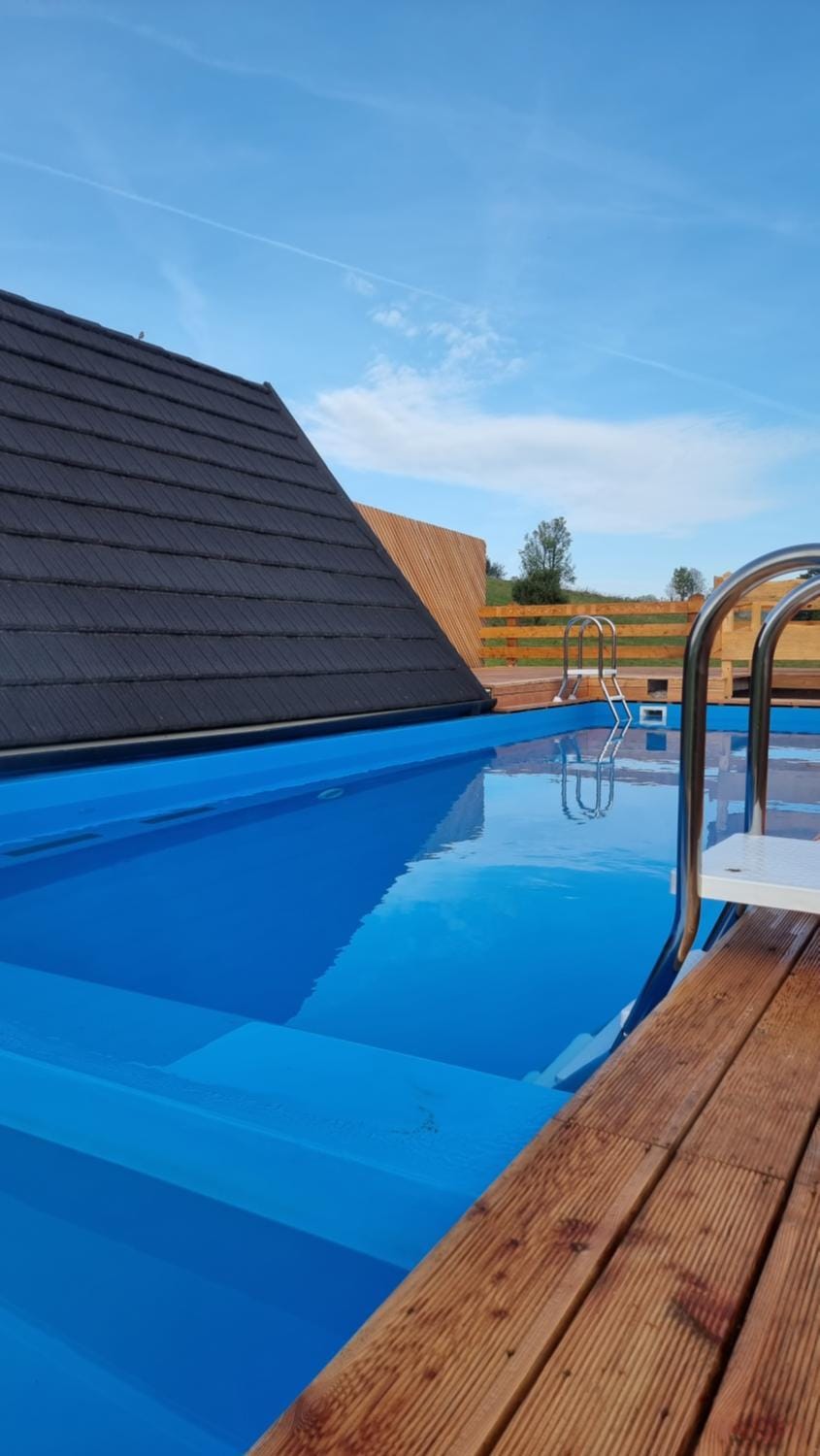 Day, Pool view, Swimming pool, sunbed