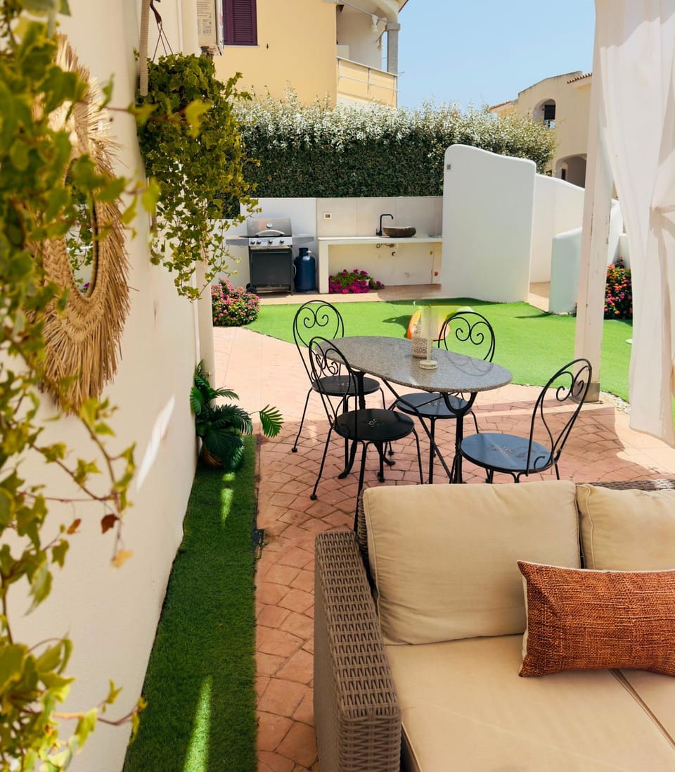 Le residenze del mare Bed and Breakfast in La Caletta