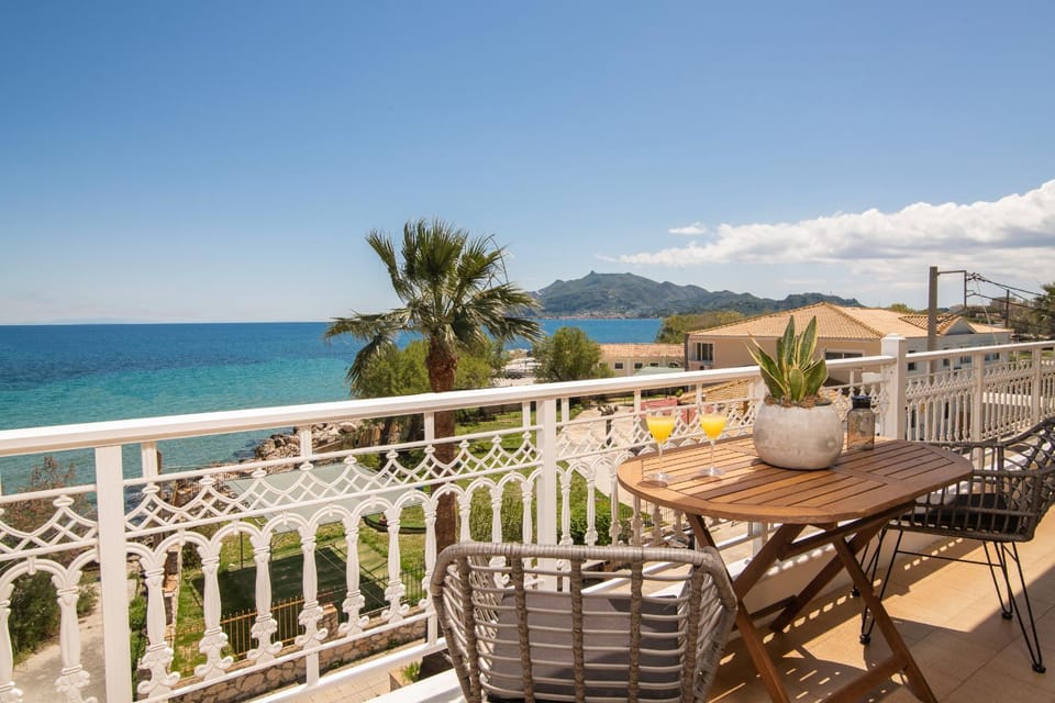 Day, Natural landscape, View (from property/room), Balcony/Terrace, Beach, Sea view