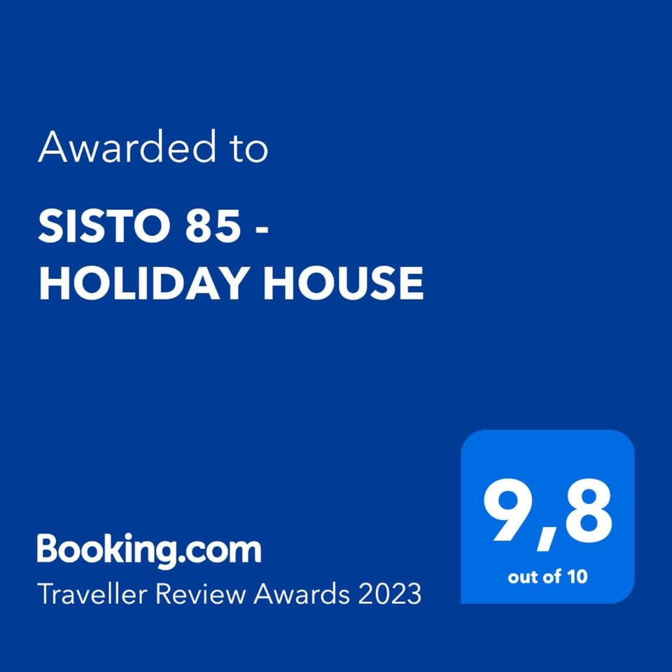 SISTO 85 - Holiday Apartment in Catania