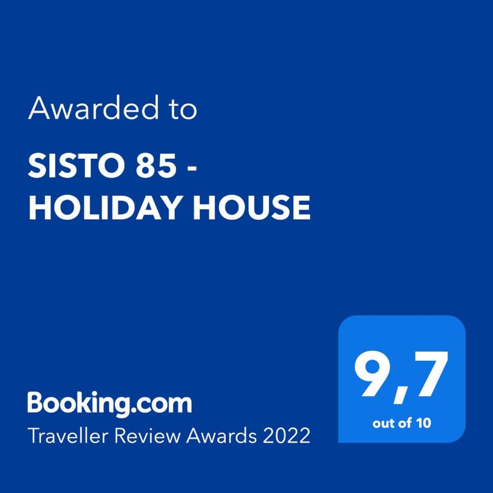 SISTO 85 - Holiday Apartment in Catania