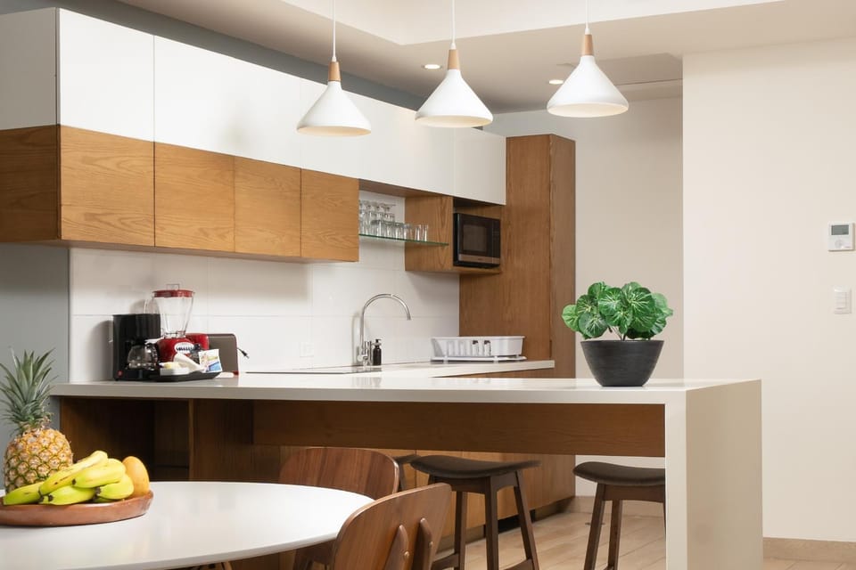 Coffee/tea facilities, Kitchen or kitchenette, minibar