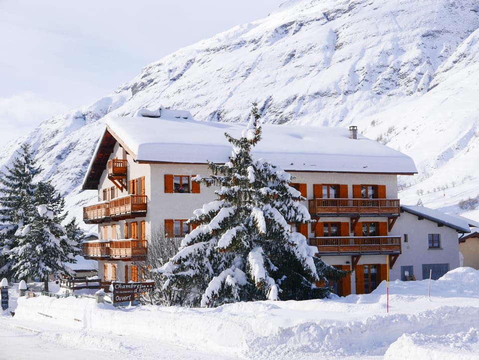 Property building, Winter