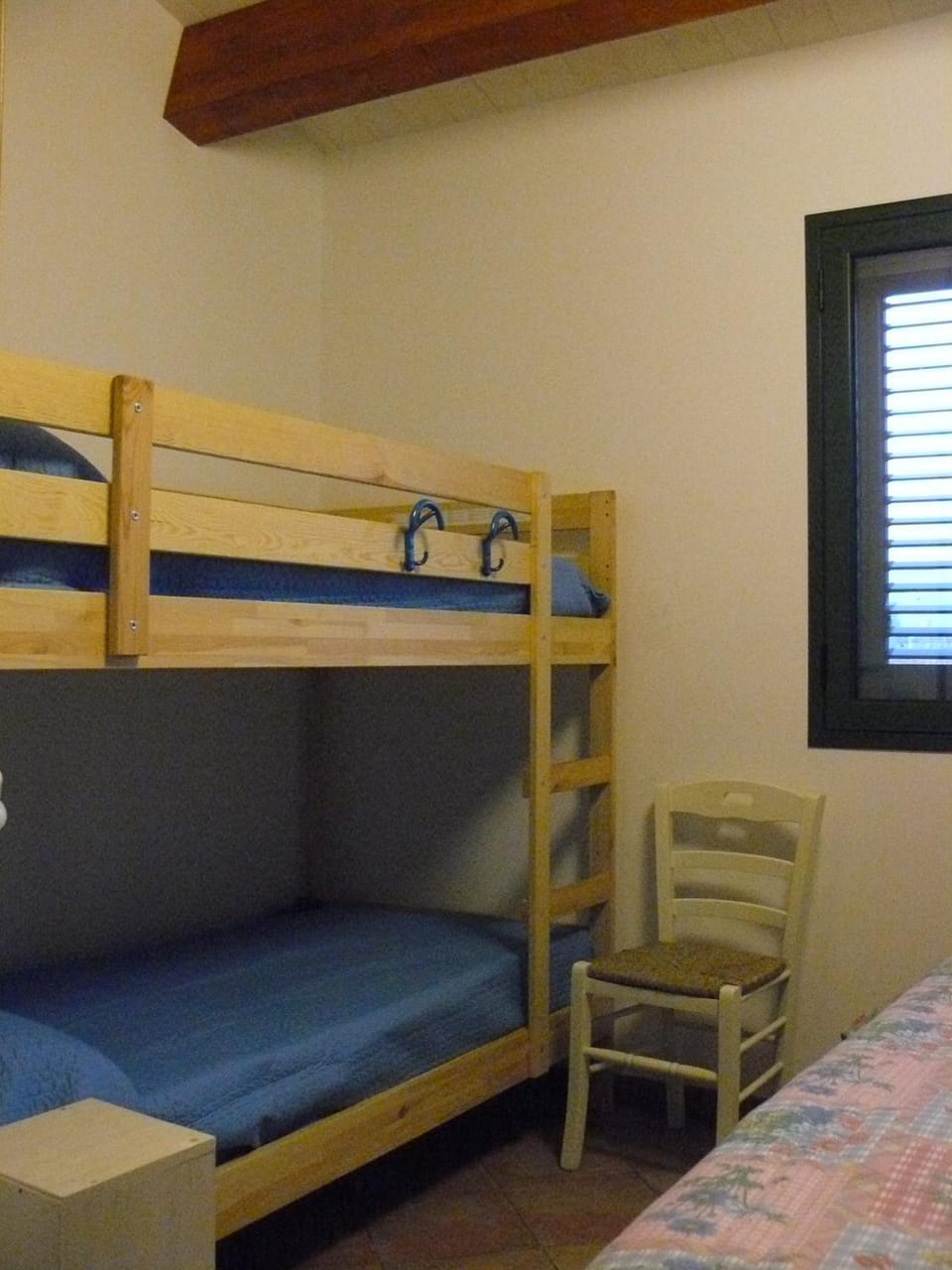 bunk bed