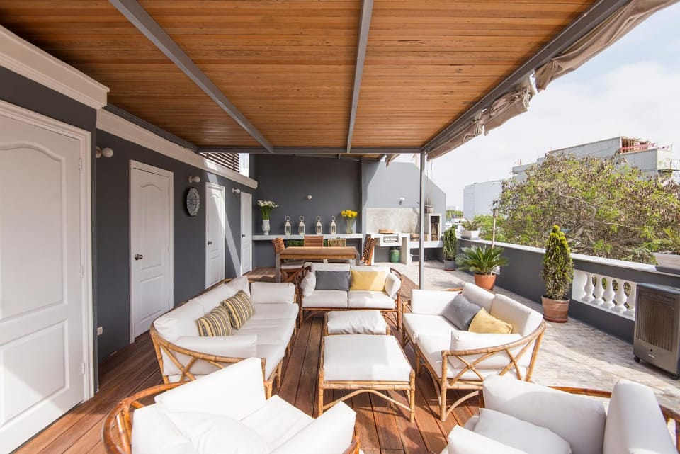 Patio, BBQ facilities, Balcony/Terrace