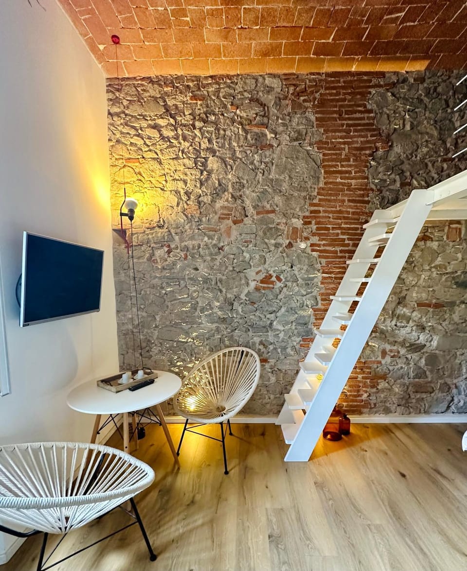 CivicoNovantatre - New b&b Bed and Breakfast in San Vincenzo