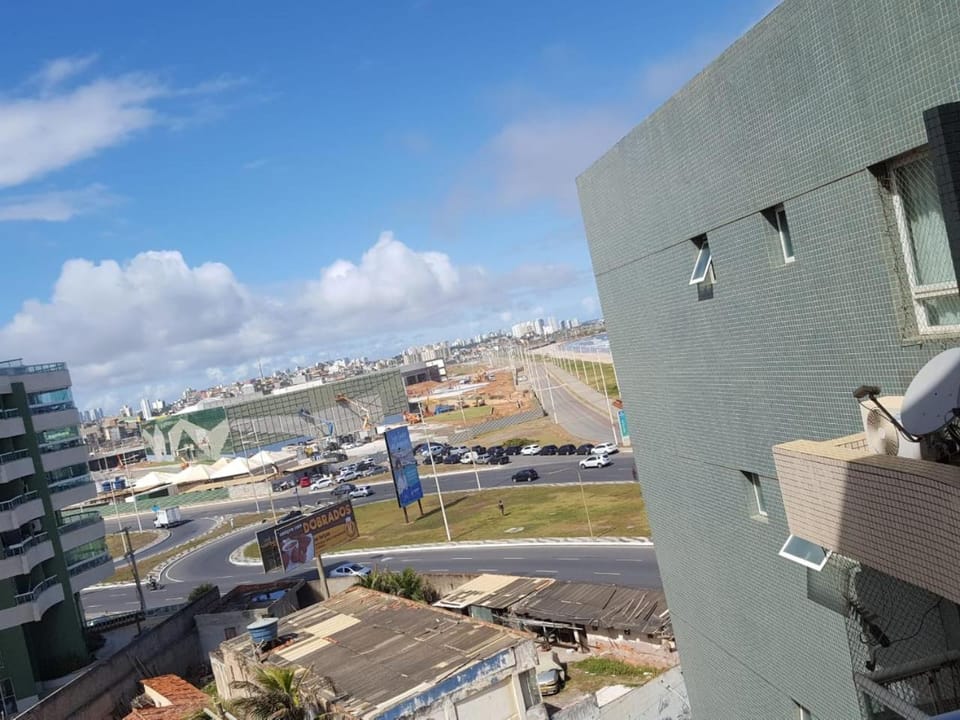 1/4 MOBILIADO EM FRENTE À PRAIA, EM SALVADOR BAHIA Apartment in Salvador