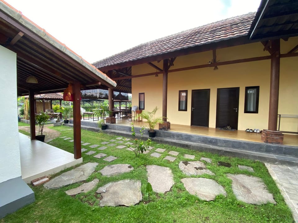 Property building, Garden view