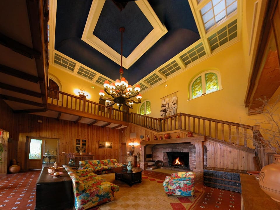Lounge or bar