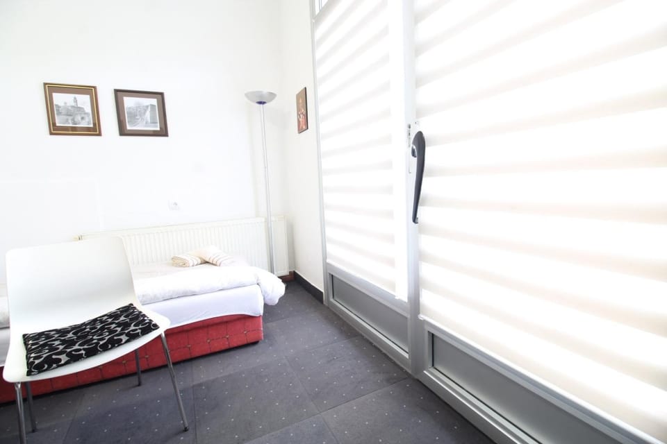 nikolaj mirlikiski Apartment in Novi Sad