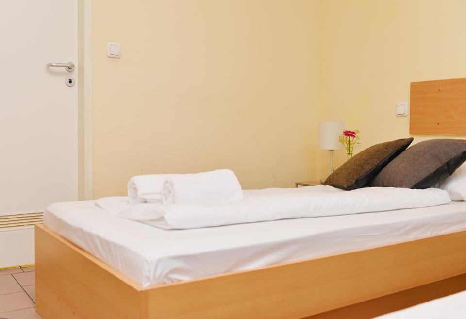 Crown Hotel by ANS Hotel in Frankfurt