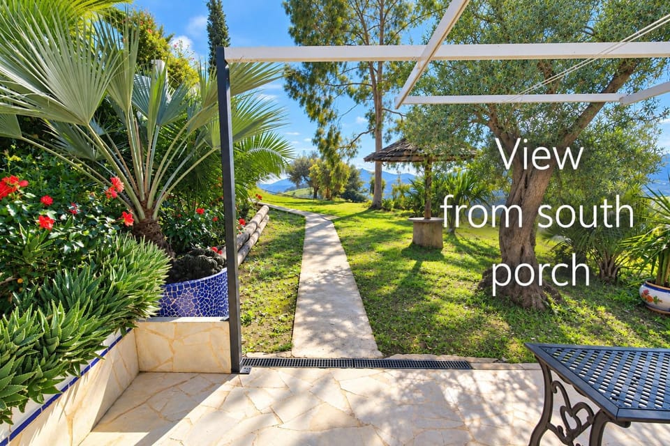 Private chalet MI DUSHI with OPTIONAL private jacuzzi Chalet in Sierra de las Nieves
