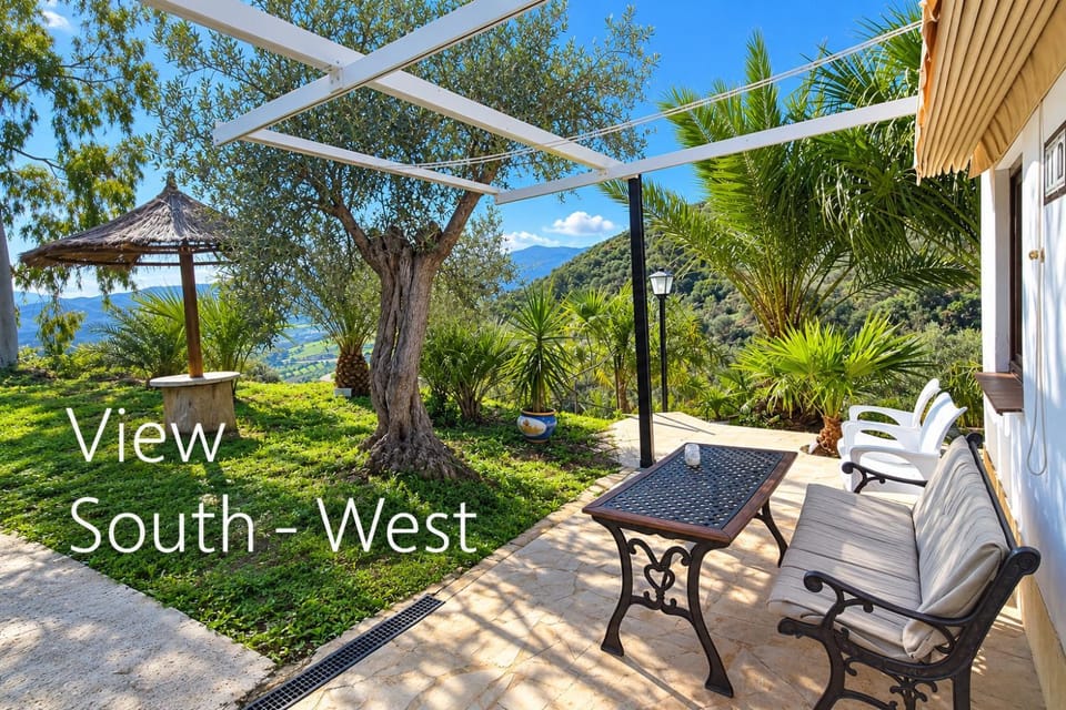 Private chalet MI DUSHI with OPTIONAL private jacuzzi Chalet in Sierra de las Nieves