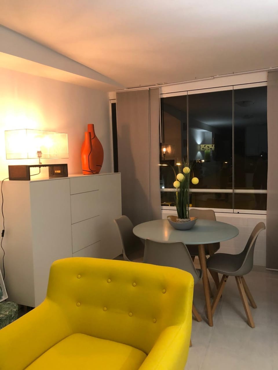 Living room, Dining area