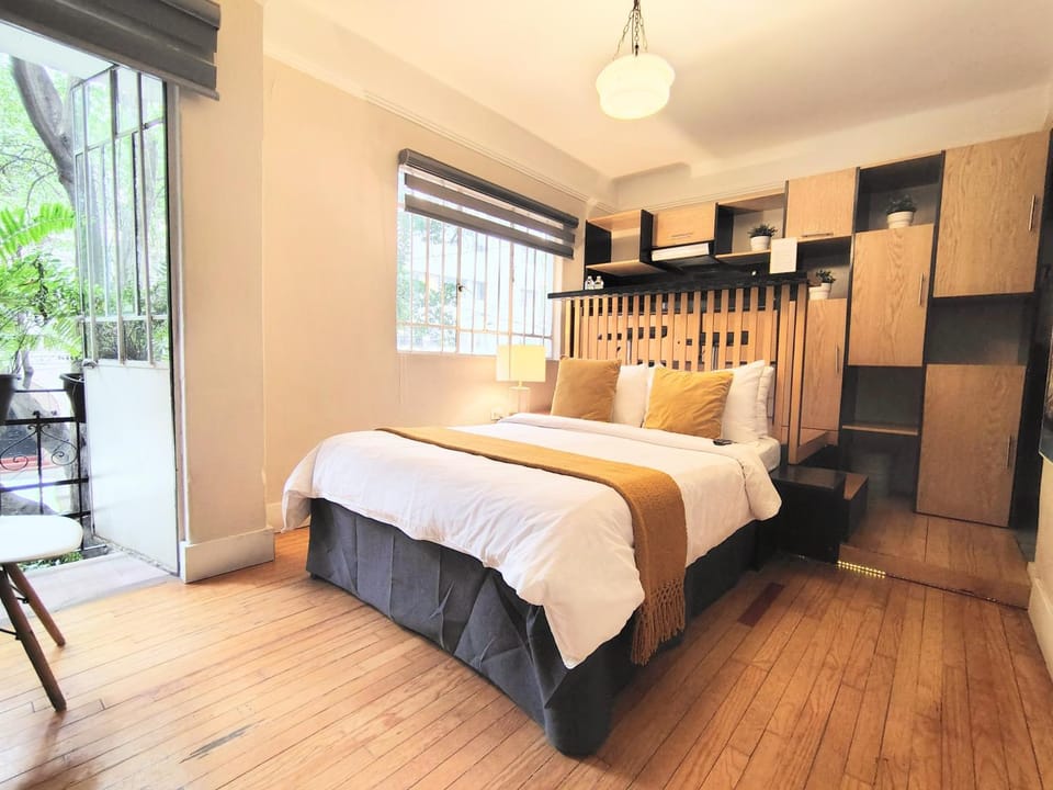 Casa Pánuco Bed and Breakfast in Mexico City