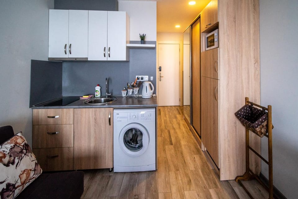 Kitchen or kitchenette, stove