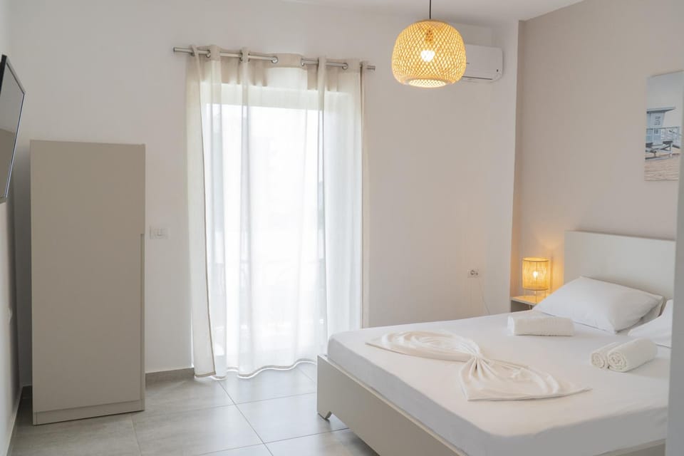 Bed, Photo of the whole room, Bedroom, towels, wardrobe