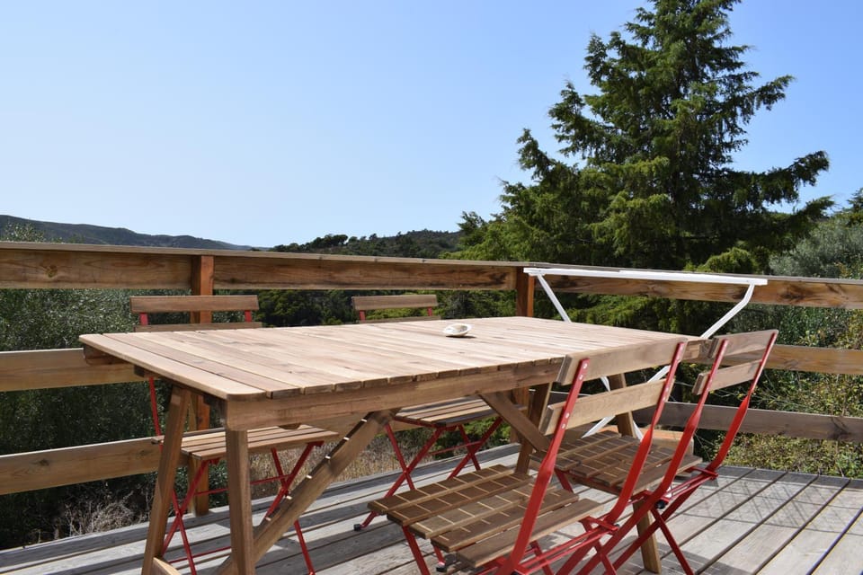 Natural landscape, View (from property/room), Balcony/Terrace, Dining area, Mountain view