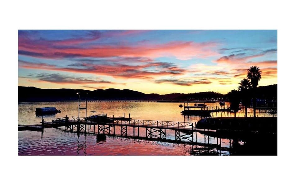 Activities, BBQ facilities, Fishing, View (from property/room), Balcony/Terrace, Autumn, On site, Garden view, Lake view, Landmark view, Mountain view, River view, Sunset