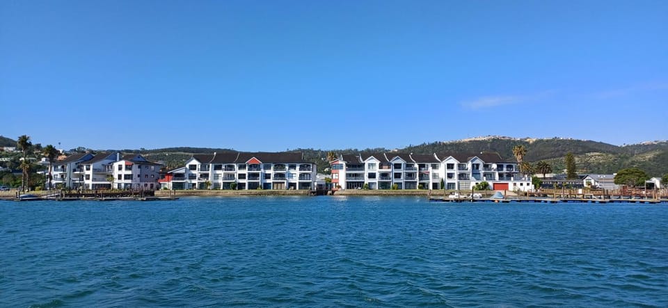 Property building, View (from property/room), Location