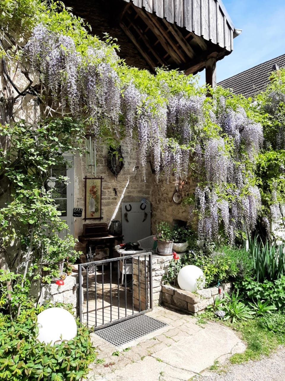 La Pie qui Chante Bed and Breakfast in Jura