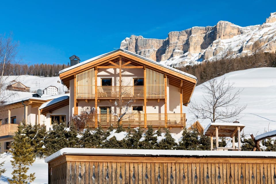 Property building, Winter, Mountain view