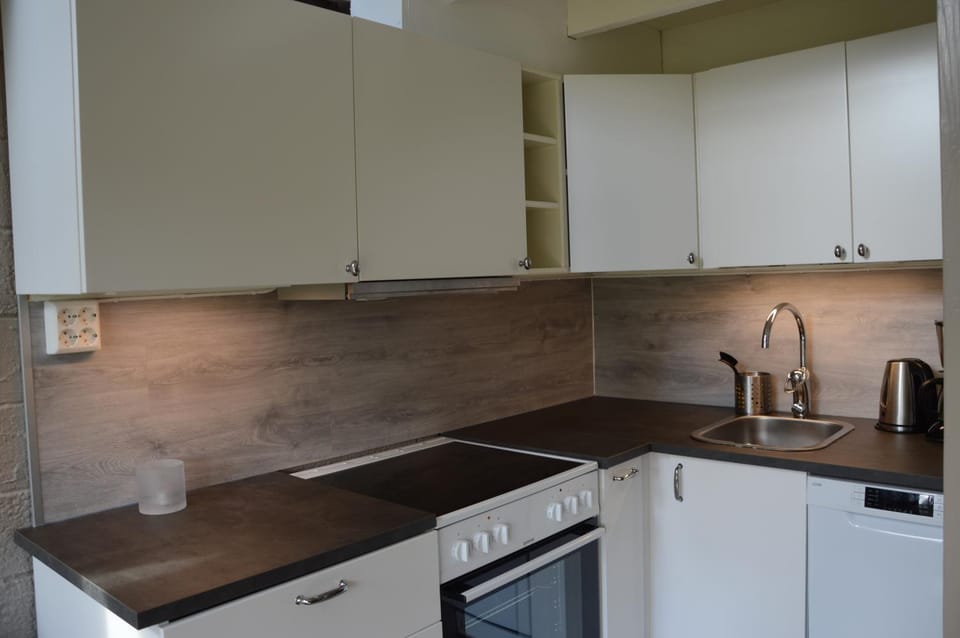 Coffee/tea facilities, Kitchen or kitchenette
