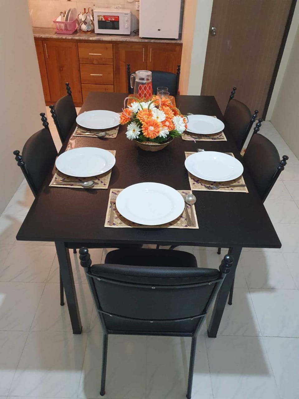 Kitchen or kitchenette, Living room, Dining area