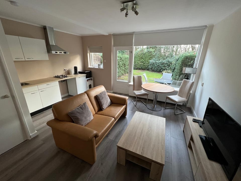 TV and multimedia, Dining area