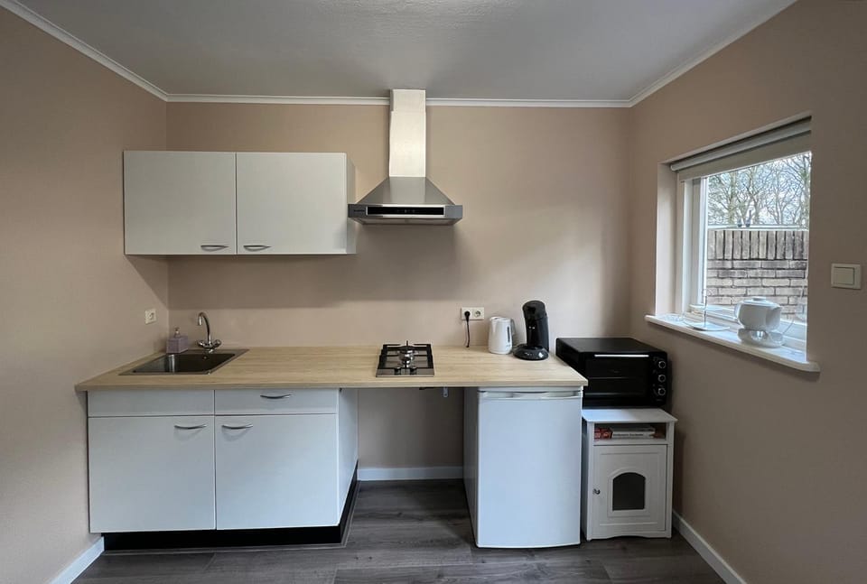 Coffee/tea facilities, Kitchen or kitchenette, pet friendly