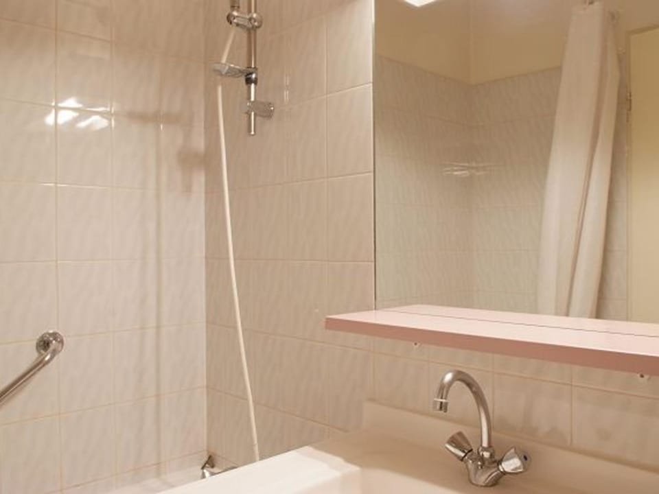 Studio confortable avec balcon, Wi-Fi et parking à Brides-les-Bains pour 4 pers - FR-1-512-234 Apartment in Les Allues