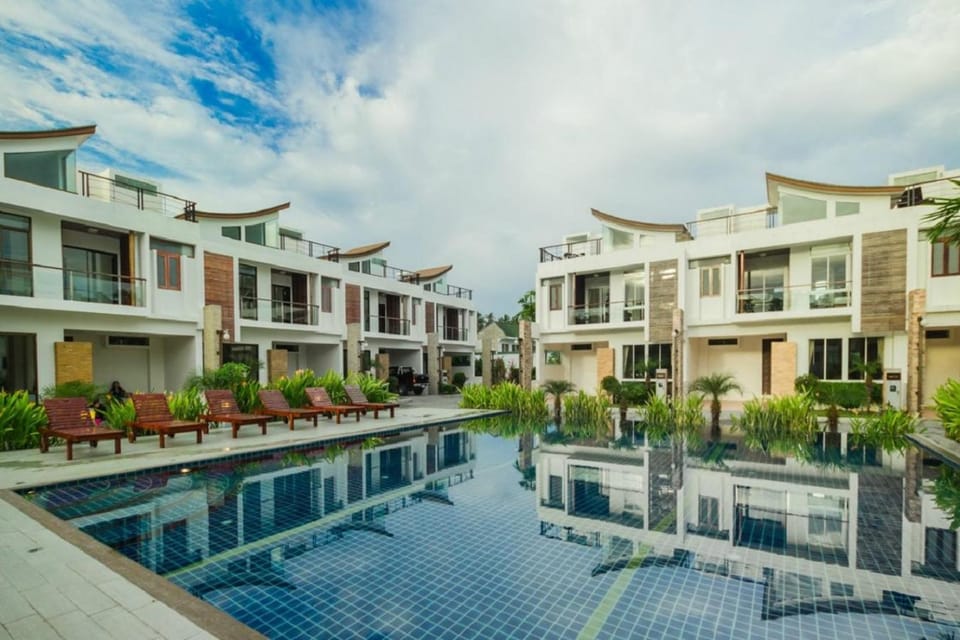 Property building, Pool view, Swimming pool