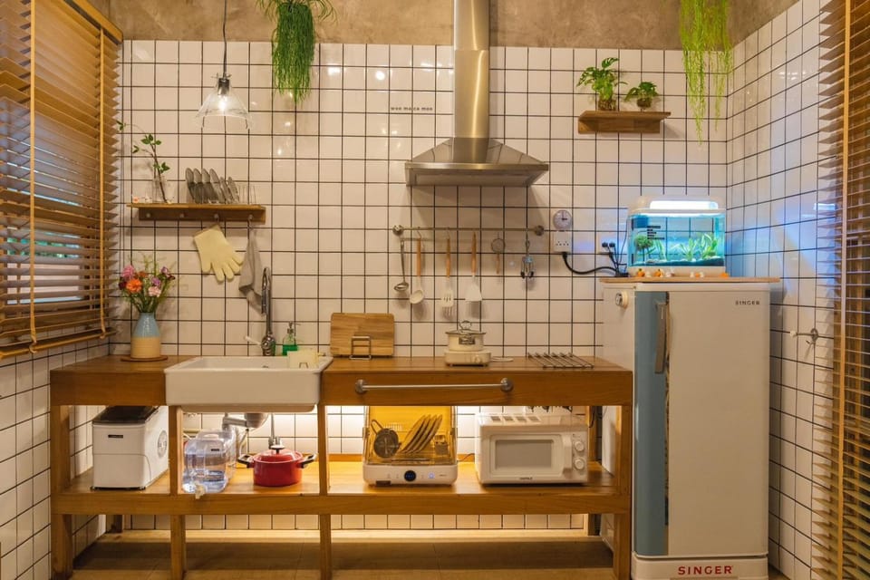 Kitchen or kitchenette