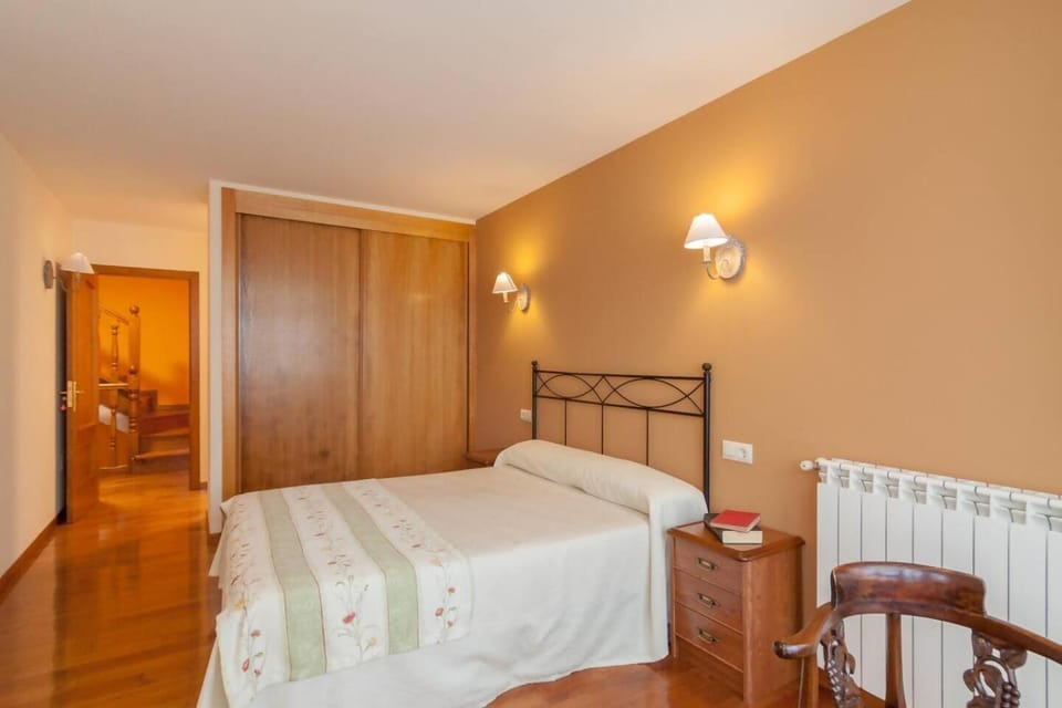 La Casona de la Bisa en Villanueva de Colombres House in Cantabria