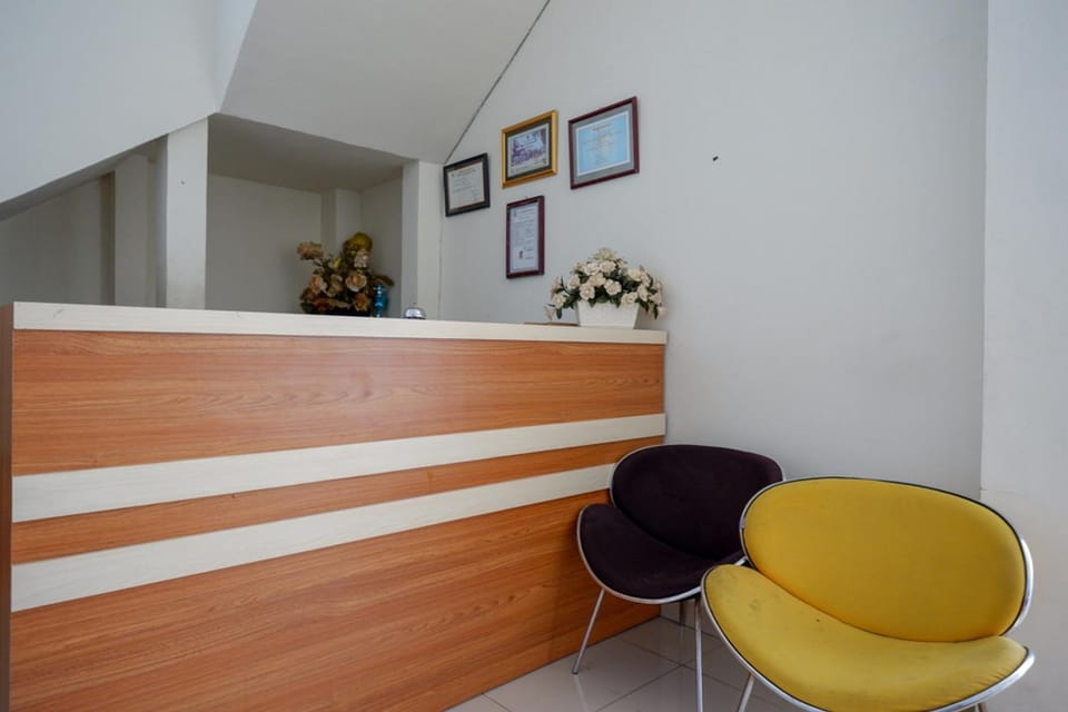 RedDoorz @ Hotel Bumi Palupy Hotel in Indonesia