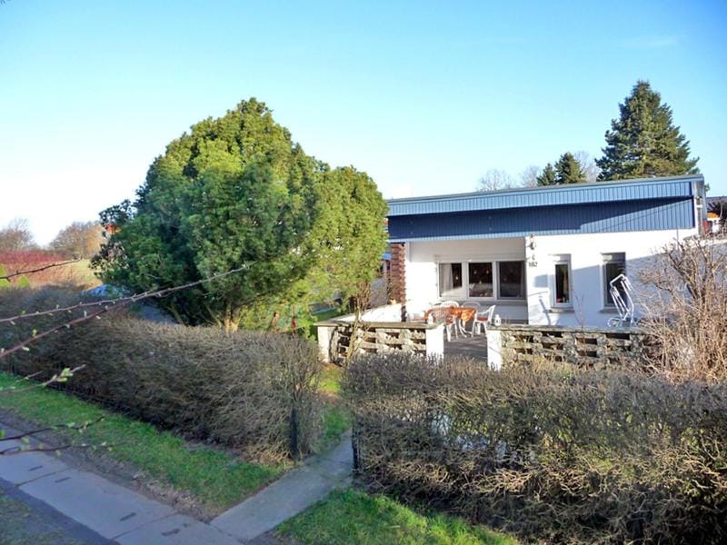 Property building, BBQ facilities, Fishing, Garden, Balcony/Terrace, Beach, Hiking, Cycling