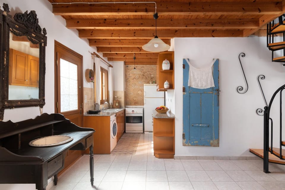 Little Karafillias Chalki House House in Decentralized Administration of the Aegean