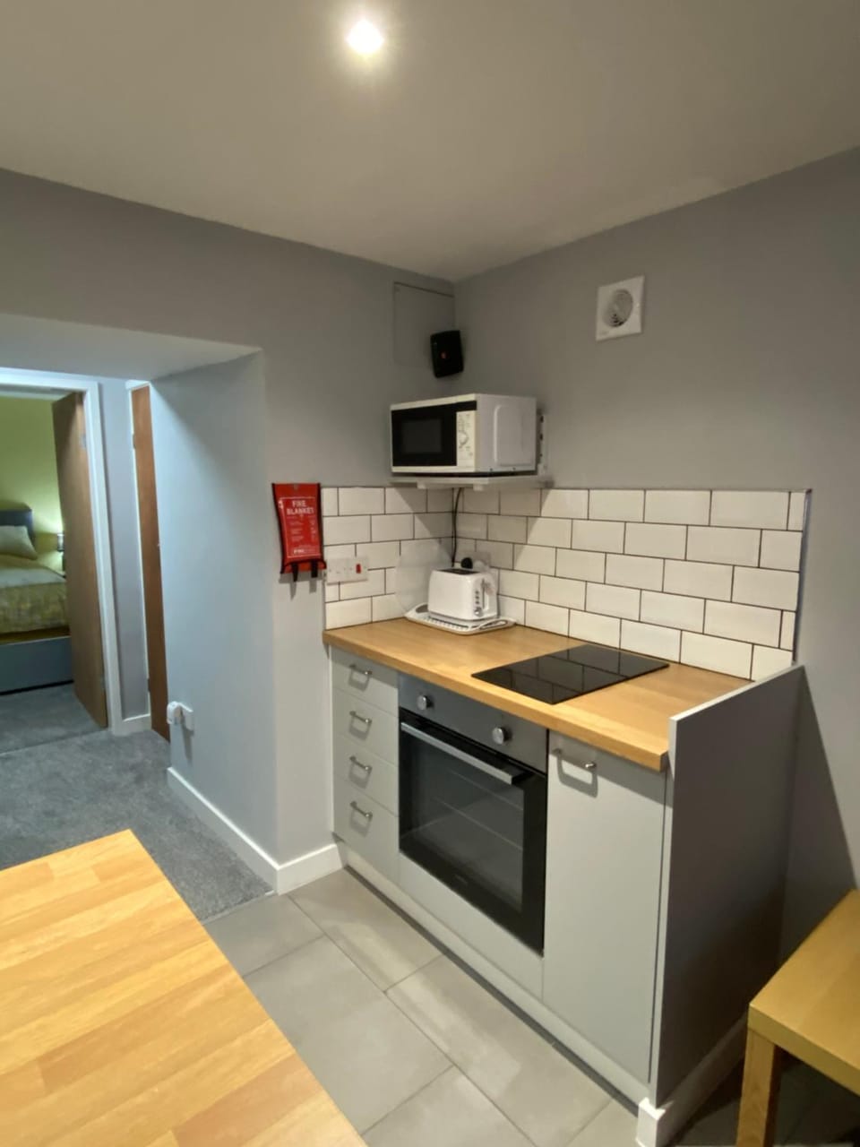 Kitchen or kitchenette