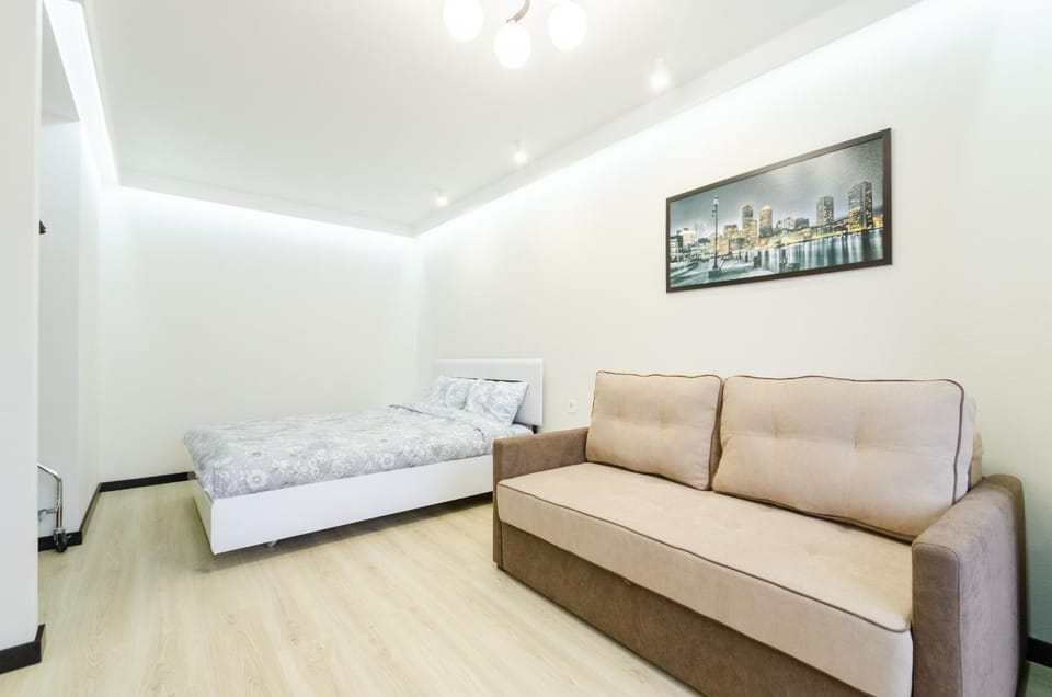 Day, Living room, Photo of the whole room, Decorative detail, Bedroom, On site
